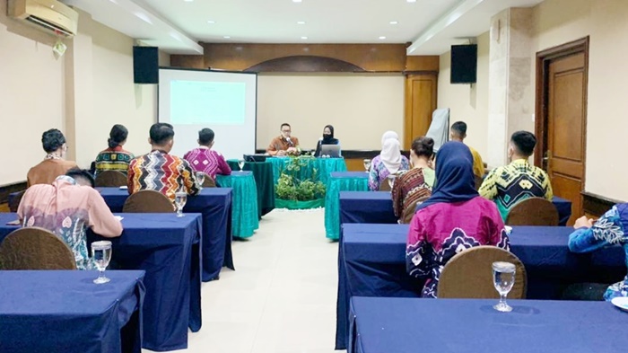 Finalis Naga Banjarmasin Jalani Latihan tentangTable Manner Hingga Make Over