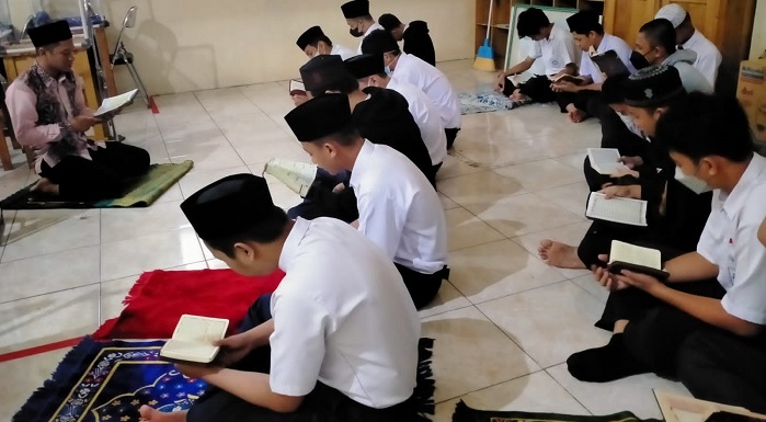 Kunci Jawaban Mapel Matematika Kelas 7 SMP, Soal UTS Semester 1, Kurikulum Merdeka