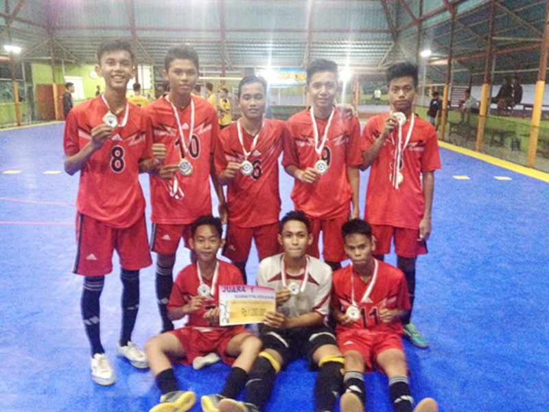 skuat-futsal-smkn-2-bjm.jpg
