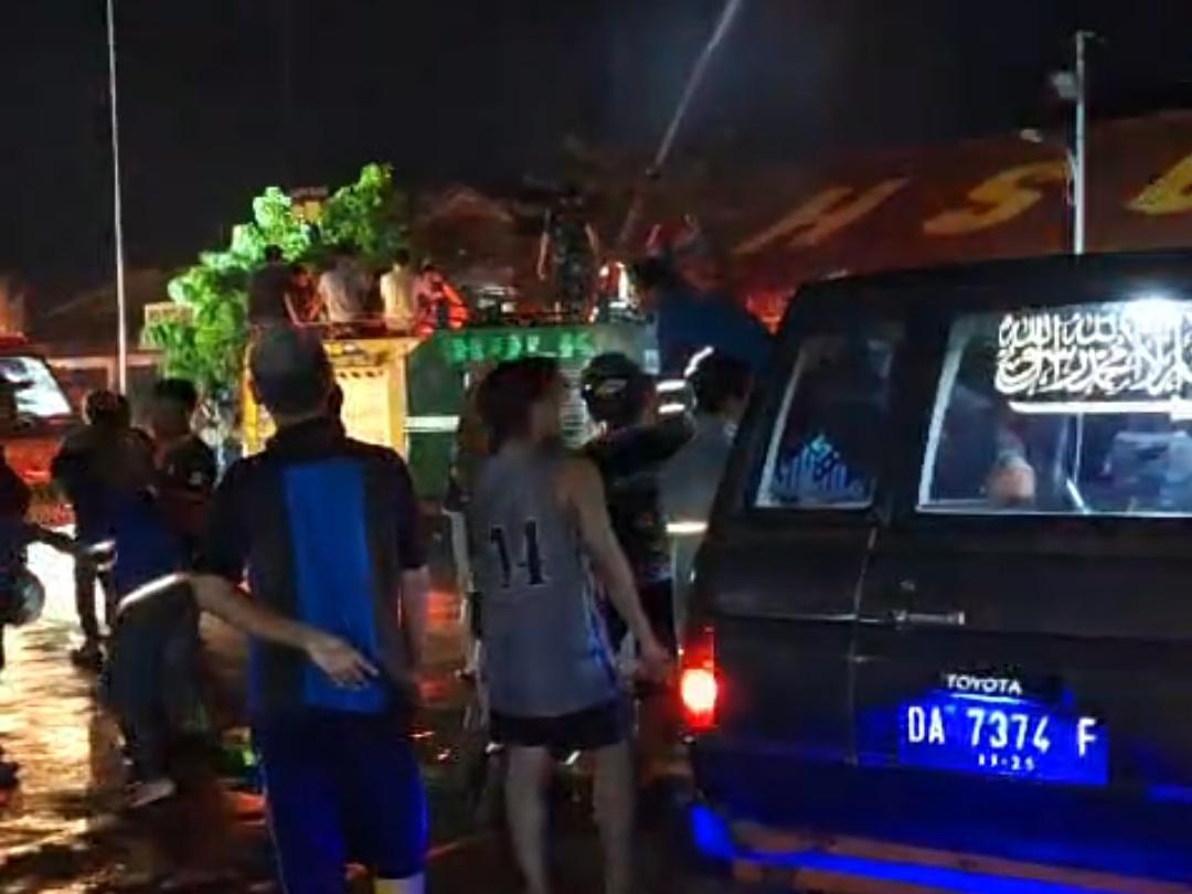 BREAKING NEWS - Nyala Api Gegerkan Mapolres HSU, Barisan Pemadam Kebakaran Langsung Berdatangan