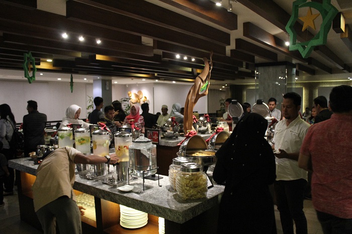 Ramadhan 1440 H, Rattan Inn Ada Makan Bersama Nasi Bancakan Rattan Inn Berhadiah Door Prize ke Bali