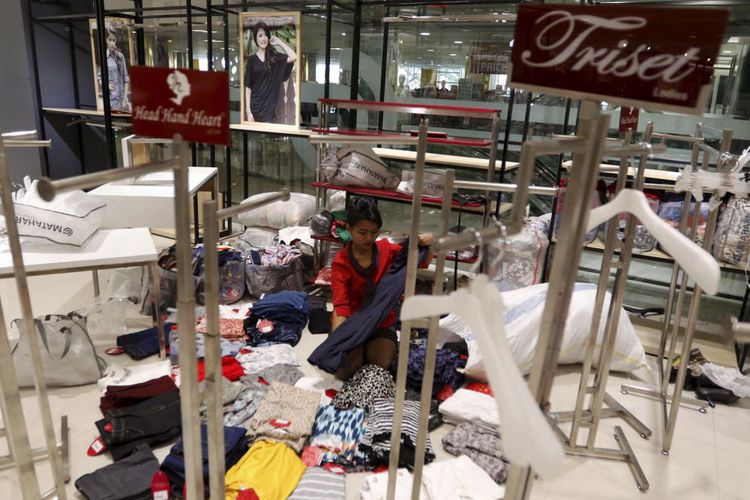 suasana-matahari-department-store_20171028_204321.jpg