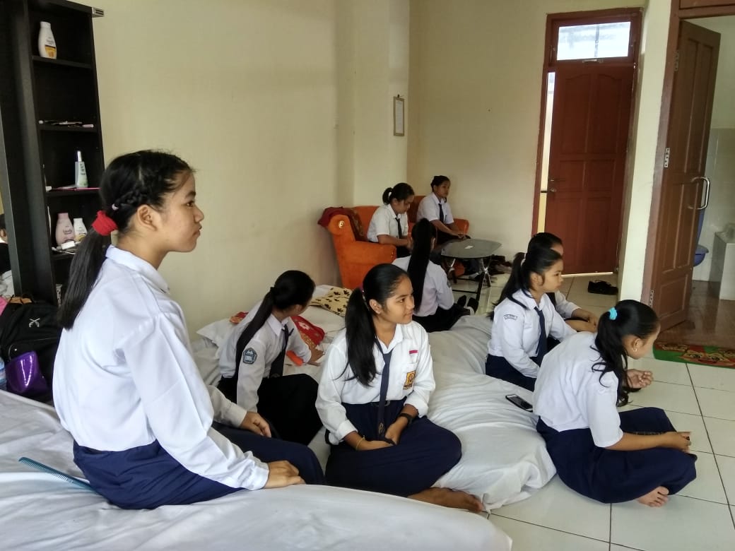 suasana-siswa-loksado_20180425_125228.jpg