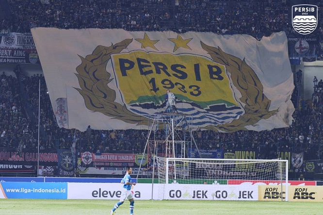 suporter-persib-bandung_20180421_083446.jpg