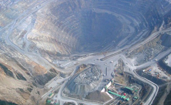 tambang-freeport_20151213_184459.jpg