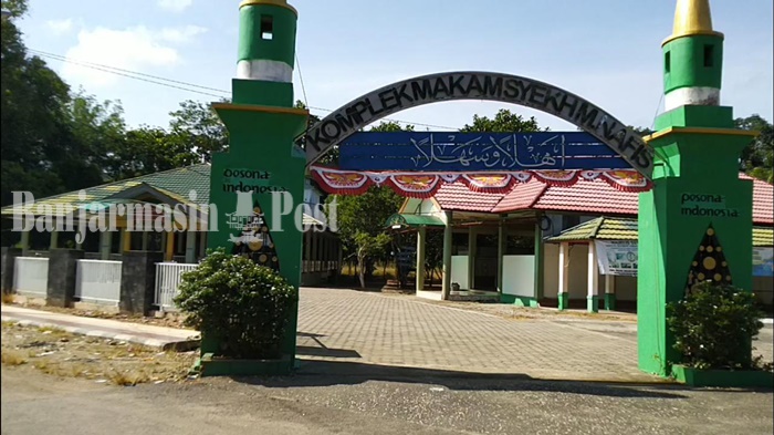 tempat-wisata-religi-makam-syekh-muhammad-nafis-di-desa-binturu-tabalong-kalsel-5112020.jpg