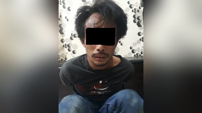 Pengendara Motor Sport Bawa 9 Paket Sabu dan 3 Sajam Ditahan Polsek Martapura Kota Kalsel