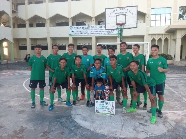 tim-futsal-sman-4-banjarmasin_20171126_193021.jpg