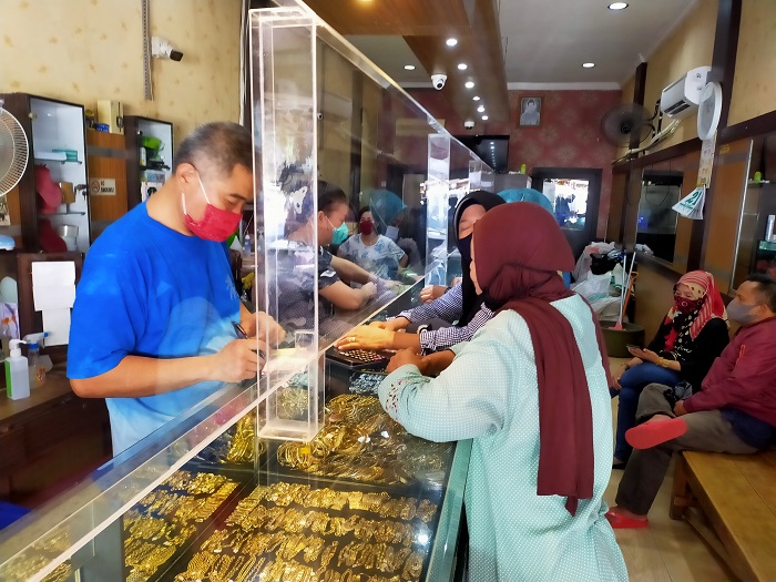 Harga Emas Perhiasan 999 di Martapura 10 Maret 2026, Ada Penurunan Jelang Lebaran 