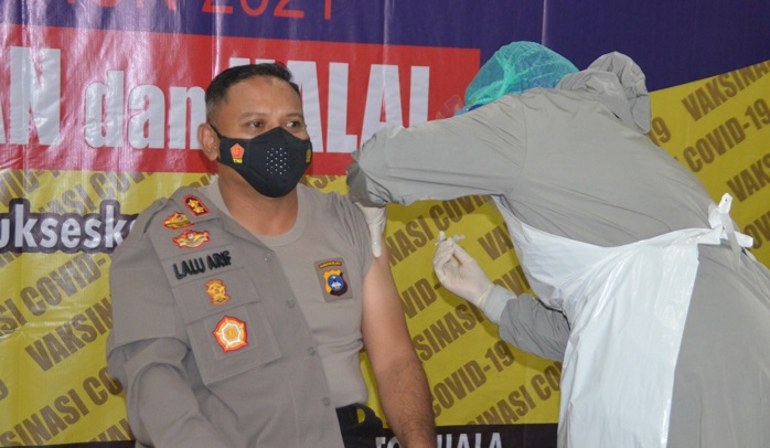 vaksinasi-tahap-2-di-aula-selidah.jpg