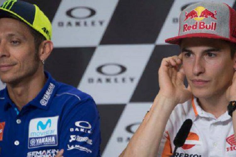 banjarmasin/valentino-rossi-dan-marc-marquez-saat-jumpa-pers-jelang-motogp-italia.jpg
