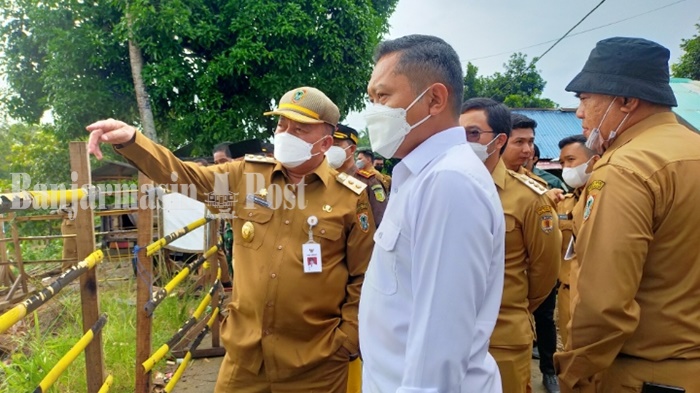 wakil-gubernur-kalimantan-selatan-h-muhidin-di-kecamatan-batubenawa-selasa-14122021.jpg