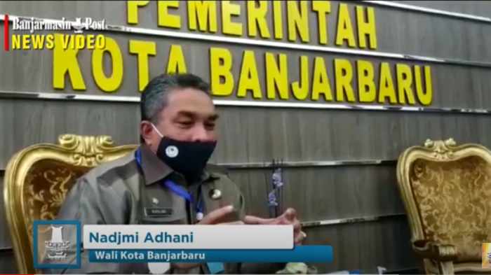wali-kota-banjarbaru-nadjmi-adhani-memaparkan-penanganan-covid-19-dan-anggaran.jpg