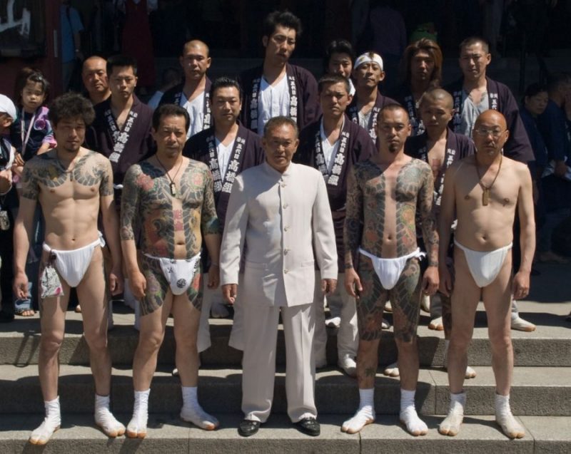 Genicheskda pul uchun jinsiy aloqa