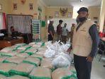 20200428dhody-949-paket-bansos-dampak-corona-dari-pemko.jpg