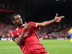 banjarmasin/Alexander-Isak-senang-akhirnya-bisa-mencetak-gol-perdana-untuk-Liverpool.jpg