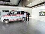 Ambulans-di-RSI-Sultan-Agung-Kota-Banjarbaru-antar-korban-pabrik-karet-ambruk-Kamis-09032023.jpg