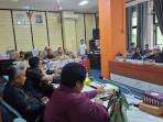Anggota-DPRD-Kotabaru-Agus-Subejo-memimpin-RDP.jpg