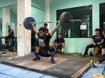 Atlet-Angkat-Besi-Kalsel-mematangkan-persiapan.jpg
