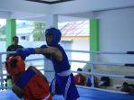 Atlet-tinju-Kalsel-tengah-berlatih.jpg