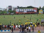 Babak-final-PS-Rajawali-lawan-Aira-FC-di-lapangan-5-Desember.jpg
