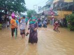 Banjir-di-kawasan-Jalan-Fatmaraga-Kotabaru-kalsel-Kamis-28072022.jpg