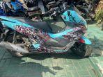 Barang-barang-bukti-yang-diamankan-Polisi-bersama-dua-tersangka-Jambret-di-HST-1.jpg