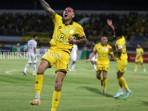 Barito-Putera-tampil-menggila-saat-menjamu-Persipal-Palu1.jpg
