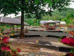 Bunga-di-wisata-kuliner-Lesehan-Jabal-Nor-di-Desa-Awang-Bangkal-Timur-Kabupaten-Banjar-04052022.jpg