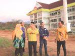 Bupati-Sayed-meninjau-pembangunan-perkantoran-baru-untuk-Pemkab-Kotabaru-di-Sebelimbingan.jpg