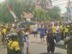DEMO-OJOL-MAXIM-Ratusan-pengunjuk-rasa-ojek-online-Maxim-1.jpg