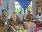 Dinas-Perikanan-Tanbu-menyerahkan-bantuan-sembako-kepada-istri-nelayan-meninggal.jpg