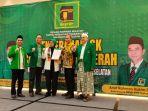 Dokter-Diauddin-menerima-SK-dari-DPP-PPP-Kalsel11.jpg