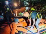 Evakuasi-jenazah-Hatnah-korban-tenggelam-di-perairan-Sungai-Barito.jpg
