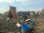 Foto-MAN-5-HSU-Siswa-gotong-royong-membersihkan-sisa-kebakaran.jpg