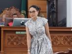 Gaya-Nikita-Mirzani-saat-sidang-di-PN-Jakarta-Selatan-Kamis-1892025.jpg