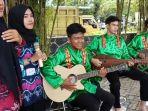 Grup-kesenian-musik-panting-Diang-Basimban-MAN-2-Hulu-Sungai-Tengah-2.jpg