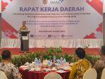 Hasto-Wardoyo-saat-menjadi-keynote-speaker-rakerda-program-Bangga-Kencana.jpg