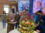Hj-Nurliani-hadir-pada-puncak-HUT-51-Banjarmasin-Post.jpg