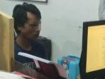 Imam-saat-diintrograsi-di-Mapolsek-Jenggawah-Jember.jpg