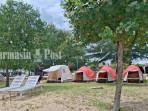 Inilah-area-tenda-camping-yang-ada-di-Pantai-Batakan-Baru.jpg