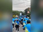 JALAN-SEHAT-Ribuan-pelari-tumpah-ruah-memenuhi-kaD.jpg