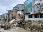 JIR-Kondisi-bangunan-ruko-yang-ambruk-akibat-banjir-di-Denpasar-Bal.jpg