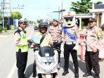 Jajaran-Sat-Lantas-Polres-HST-saat-melaksanakan-Ploting-pagi-dalam-operasi-keselamatan-intan-2024.jpg