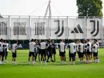 Juventus-kembali-menjalani-latihan-untuk-persiapan-berlaga-di-Liga-Champions.jpg