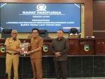 KETUA-DPRD-Tala-Muslimin-SE-menerima-LKPJ-2022.jpg