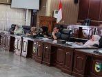 KKomisi-II-DPRD-Tanahlaut-menggelar-RDP.jpg