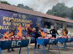 Kantor-Bea-Cukai-Banjarmasin-musnahkan-rokok-ilegal.jpg