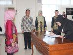 Kanwil-Kemenkumham-Kalsel-melantik-notaris-pengganti-mulia-Rida-Jumat-14042023.jpg