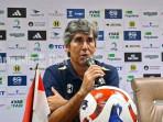 Kepala-Pelatih-Barito-Putera-Stefano-Cugurra-atau-Coach-Teco-2.jpg